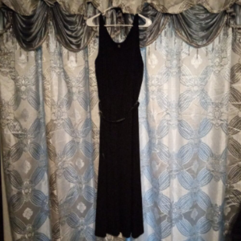 Women's Large Fever Maxi Large Sleeveless Maxi .